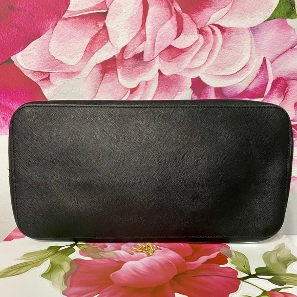 Michael Kors Black and White Striped Jet Set Tote Bag - Picture 7 of 8